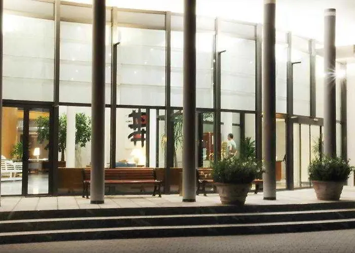 Hotell Flyon & Conference Center Bologna