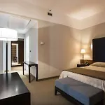 Flyon & Conference Center 4*