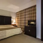 Flyon & Conference Center Hotel 4*