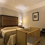 Flyon & Conference Center Hotel