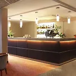 Flyon & Conference Center 4*