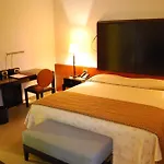 Flyon & Conference Center 4*