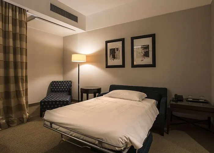 Hotel Flyon & Conference Center Bolonha