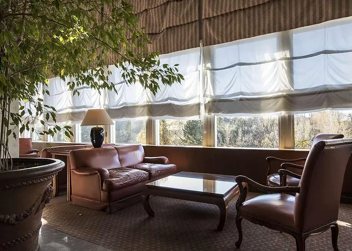 Flyon & Conference Center 4* Bologna