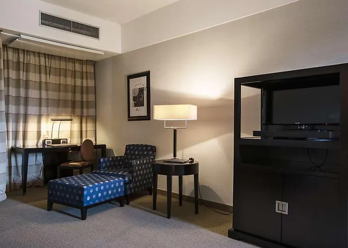 Flyon & Conference Center 4* Bolonha