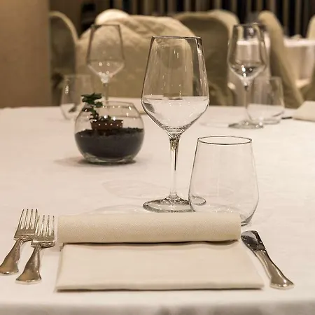 Flyon & Conference Center 4* Bologna