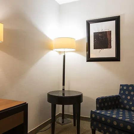 Otel Flyon & Conference Center