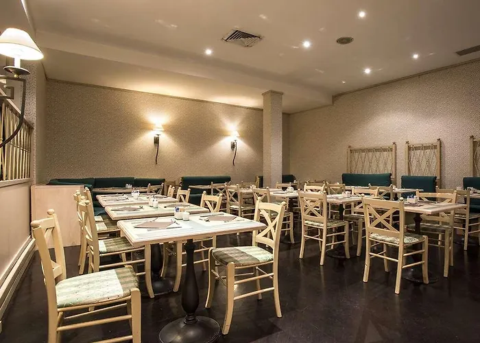 Flyon & Conference Center Hotell Bologna