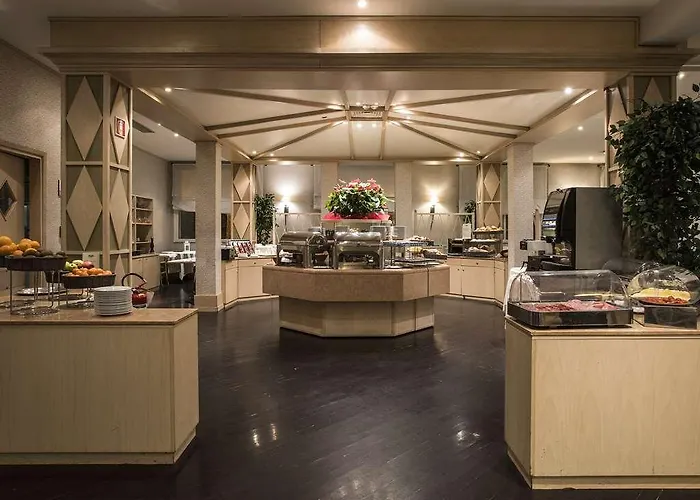 Hotell Flyon & Conference Center 4*