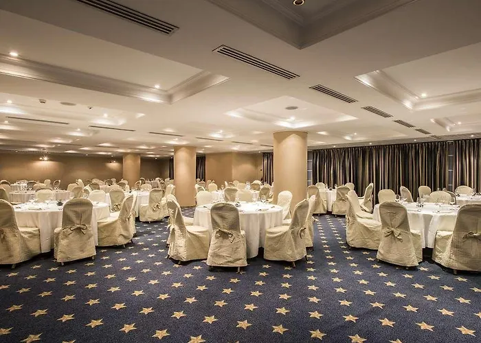 Szálloda Flyon & Conference Center Bologna
