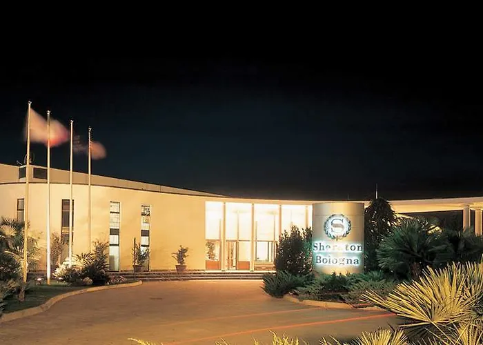 Flyon & Conference Center Szálloda 4*