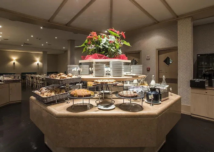 Flyon & Conference Center Hotell 4*