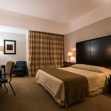 Flyon & Conference Center 4* Bologne