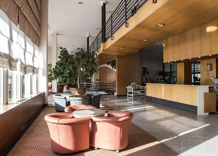 弗莱昂酒店及会议中心