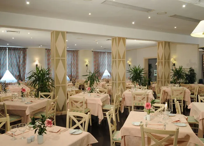 弗莱昂酒店及会议中心