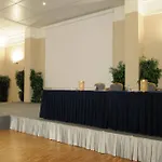 Отель Flyon & Conference Center Болонья
